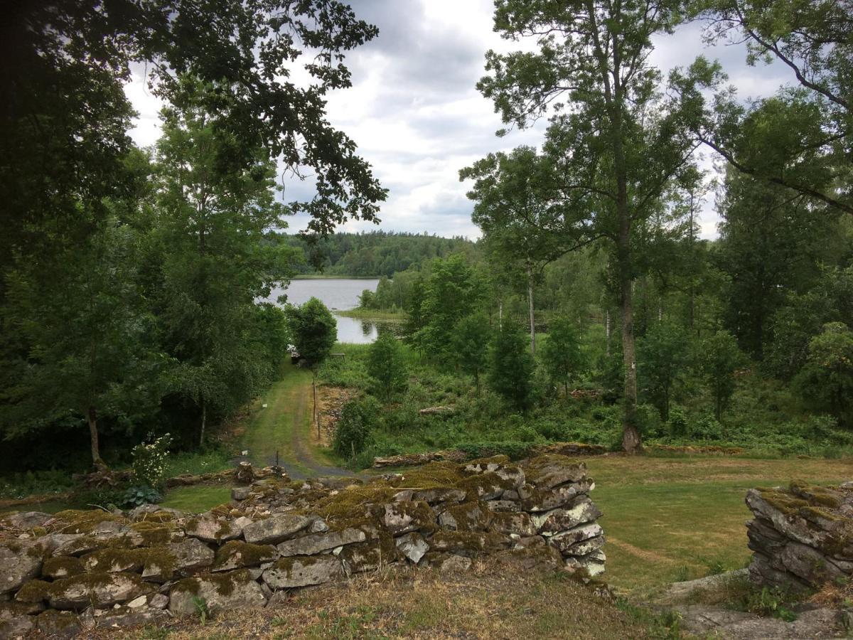 Stenlängans B&B Lonsboda Exteriör bild